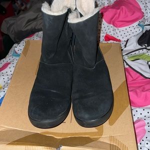 Woman’s boots Sz 8 koolaburra